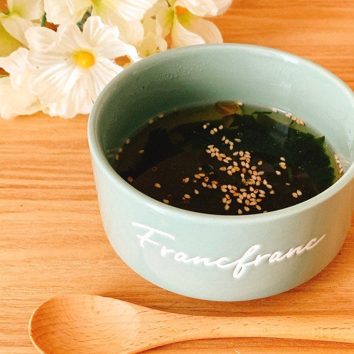 マグカップで簡単♫*わかめ中華スープ✧˖°